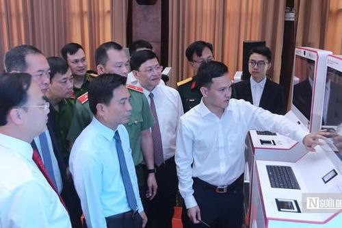 Ứng dụng công nghệ số - Kiosk thông minh cấp bản sao điện tử cho người dân