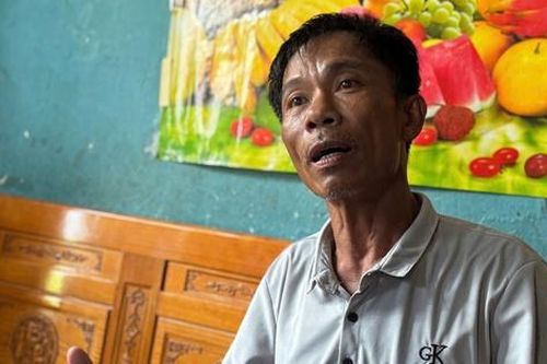Tiếng tri hô giữa biển và cú lao mình cứu hai đứa trẻ
