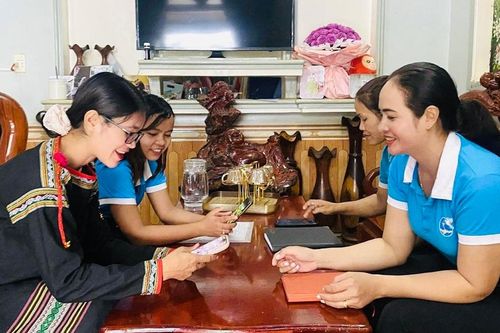 Đắk Lắk: Phấn đấu đạt tối thiểu 95% tỷ lệ người dân biết kỹ năng về công nghệ thông tin