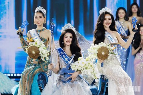 Người đẹp Phan Phương Oanh đăng quang Miss World Vietnam 2025