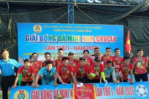 Sôi nổi giải bóng đá và bóng chuyền tại xã Thăng Bình và Phước Chánh