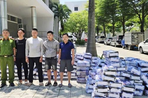 Công an Đà Nẵng triệt phá 2 vụ buôn bán 'khí cười'