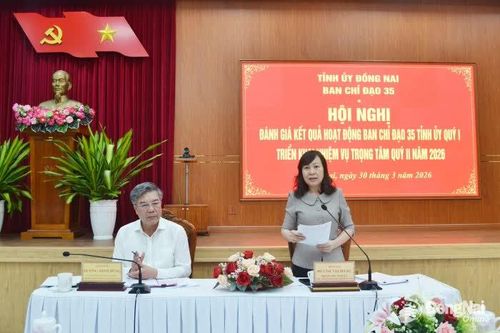 Chú trọng 'phủ xanh' thông tin tích cực