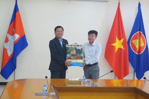 Kiến nghị Đại sứ quán Việt Nam tại Campuchia nhiều nội dung quan trọng