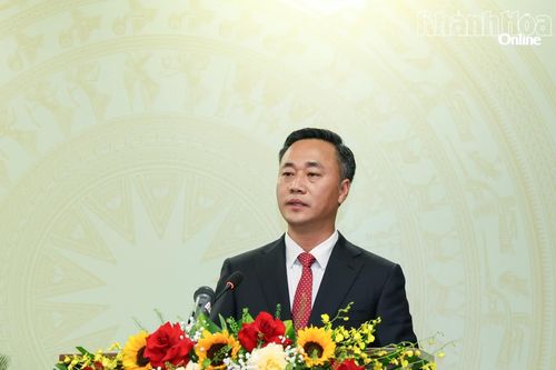 Đồng chí Nguyễn Việt Hùng - Phó Bí thư Tỉnh ủy, Chủ tịch UBND tỉnh: Tận tâm, tận lực đưa Khánh Hòa phát triển nhanh, bền vững