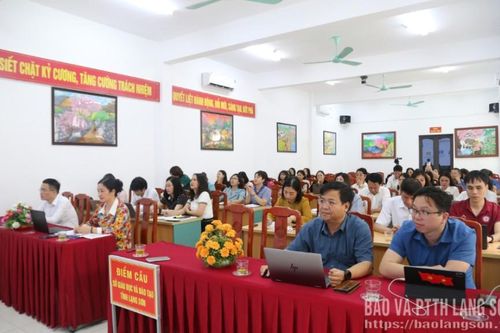 Quán triệt Kế hoạch 09 về phát triển giáo dục