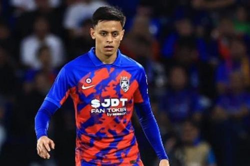 Trung vệ Feroz Baharudin tái xuất ĐT Malaysia sau một năm vắng bóng trước trận gặp Việt Nam