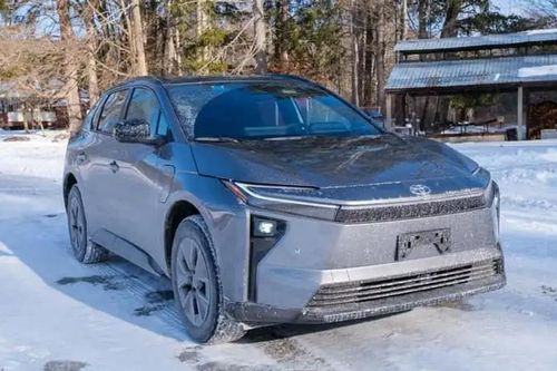 Đánh giá Toyota bZ 2026: Cải thiện tầm vận hành vượt trội nhưng vẫn còn rào cản phần mềm