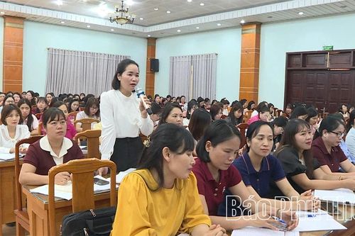 Tập huấn phổ cập giáo dục mầm non cho trẻ 3 đến 5 tuổi