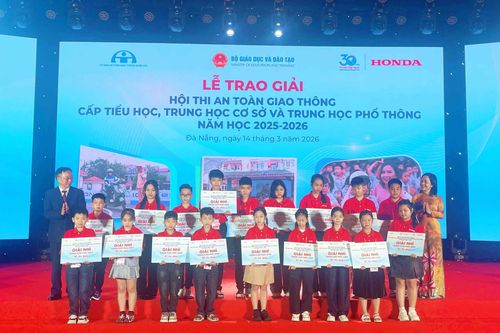 Cậu bé khuyết tật trí tuệ và phần thưởng từ sự nỗ lực