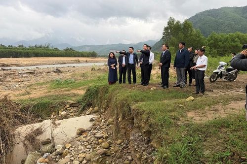 Khơi thông sông Tả Trạch: Bài toán cấp bách để giảm nhẹ thiên tai ở Khe Tre