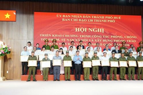 Siết chặt phòng, chống tội phạm, hướng tới xây dựng đô thị an toàn
