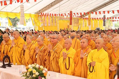 Trang nghiêm Đại lễ cầu siêu tưởng niệm anh hùng liệt sĩ tại Bến tàu không số K15