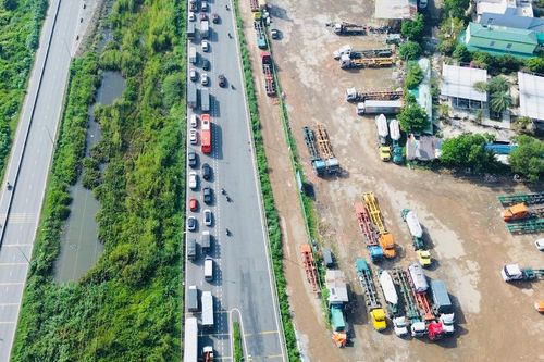 TP.HCM: Xử lý dứt điểm loạt bãi xe tự phát dọc đường Võ Chí Công