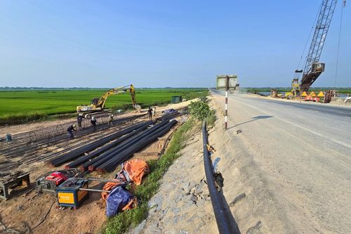 Quảng Trị thúc tiến độ dự án QL15D đoạn cảng Mỹ Thủy đến cao tốc Cam Lộ - La Sơn