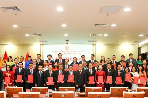 Kỳ họp thứ Nhất, HĐND tỉnh Khánh Hòa Khóa VIII: Kiện toàn bộ máy, khởi đầu nhiệm kỳ mới