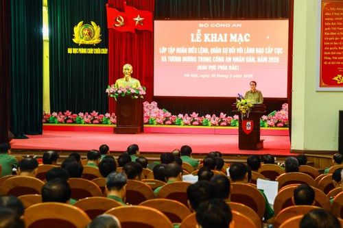 Nâng cao chất lượng công tác điều lệnh, quân sự, võ thuật trong Công an nhân dân