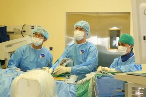 Cuộc giải cứu nghẹt thở từ 'báo động đỏ'