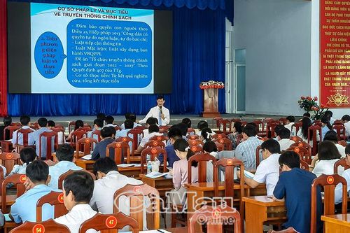 Cầu nối đưa chính sách vào cuộc sống