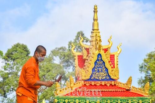 Rộn ràng đón năm mới tại các chùa Khmer