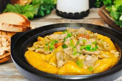 Món đậu phụ sốt cà chua cho thêm một nguyên liệu sẽ khiến hương vị bùng nổ, ngập tràn vị ngon ngọt