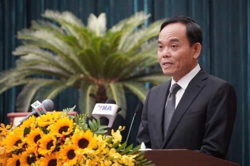 Bí thư Thành ủy TPHCM: Đại biểu HĐND phải gần dân, nói đúng tiếng nói của dân