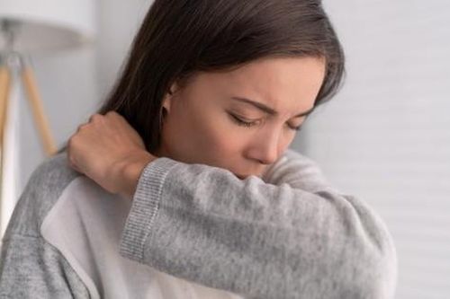 Ngứa họng, ho khan là triệu chứng của bệnh gì?