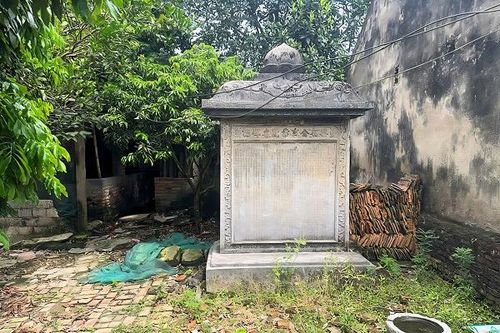 Cần xem lại cách đối xử với tiền nhân!