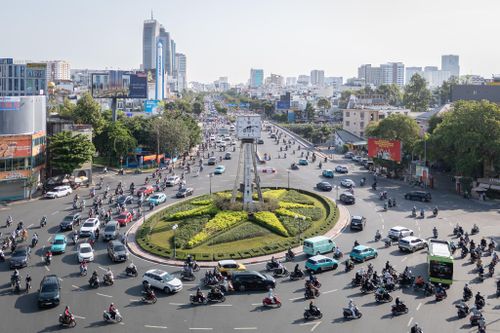 Vòng xoay hơn 20 năm tuổi được đề xuất tháo dỡ ở TP.HCM