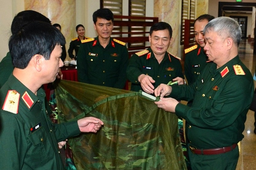 Thượng tướng Nguyễn Quang Ngọc: Tiếp tục nghiên cứu, hoàn chỉnh thiết kế mẫu doanh trại và cải tiến quân trang