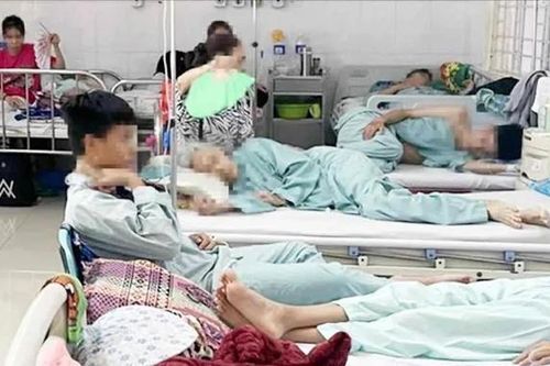 Số ca nhập viện nghi ngộ độc sau khi ăn bánh mì ở Đắk Lắk tăng lên 61 người