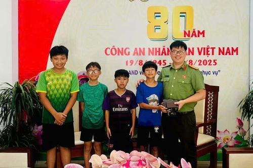Hoan hô những học sinh ngoan!
