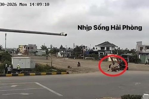 Nam công nhân tử vong do vướng dây cáp điện