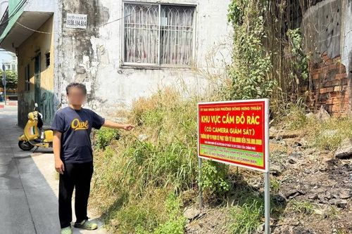 Vứt rác bừa bãi, người đàn ông ở TPHCM bị phạt tiền
