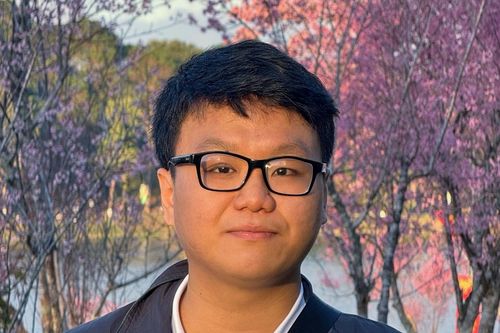 Nam sinh trường chuyên đỗ Đại học Stanford, ấp ủ giải bài toán bão lũ quê nhà