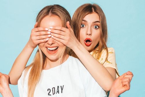 Những lời nói dối ngày Cá tháng Tư hài hước, nhiều người bị mắc lừa