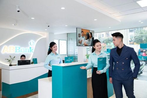 ABBANK xem xét phương án tăng vốn và niêm yết trên HOSE