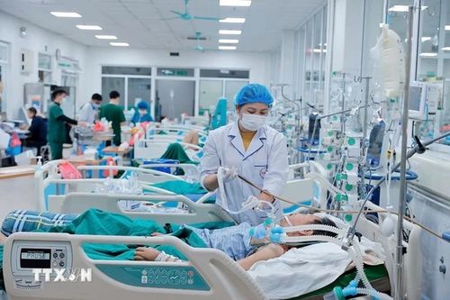 Nghị quyết 72-NQ/TW: Xây 'lá chắn' phòng dịch từ sớm, từ xa