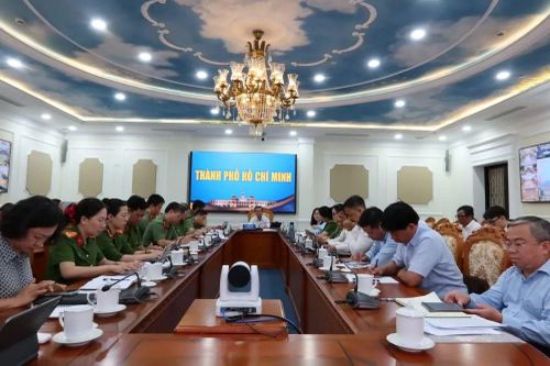 Phấn đấu 100% thủ tục về đất đai bằng hình thức trực tuyến