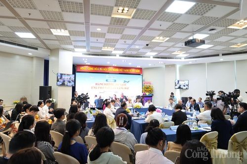 Tìm giải pháp gỡ khó cho ngành Hàng không