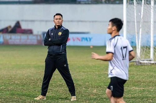 Đông Á Thanh Hóa trước thời điểm 'nước rút' trụ hạng