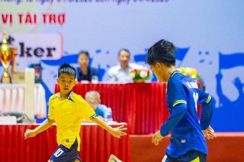 Khởi tranh vòng chung kết Giải bóng đá nhi đồng thành phố Đà Nẵng
