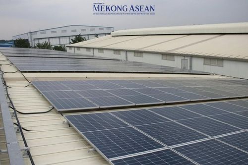 Tăng cường tiết kiệm điện và phát triển điện mặt trời mái nhà