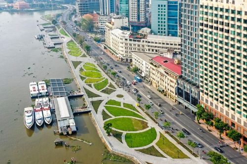 Bất động sản TP.Hồ Chí Minh trước 'bài toán kép': Tăng trưởng và thích ứng khí hậu