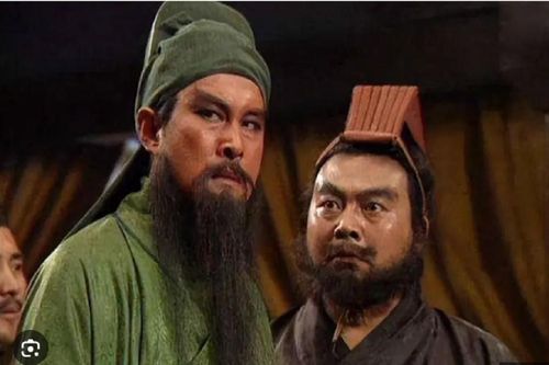 Cả nhà Quan Vũ bị hại khi nhà Thục mất, vì sao con cháu Trương Phi vẫn bình an?