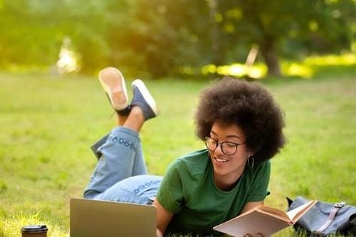 'Ngày nghỉ xanh': Lấy lại cân bằng cho Gen Z