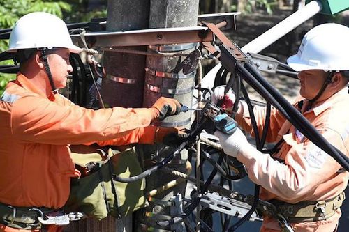 Chung tay đảm bảo an ninh năng lượng: Tăng cường tiết kiệm điện đến từng gia đình, đẩy mạnh điện mặt trời mái nhà