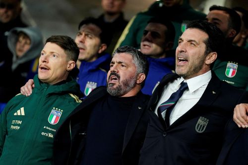 Buffon có thể rời tuyển Italy sau thảm họa World Cup