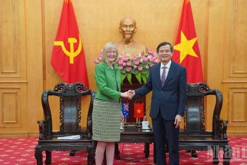 Tăng cường hợp tác giáo dục, đào tạo giữa Việt Nam và Australia