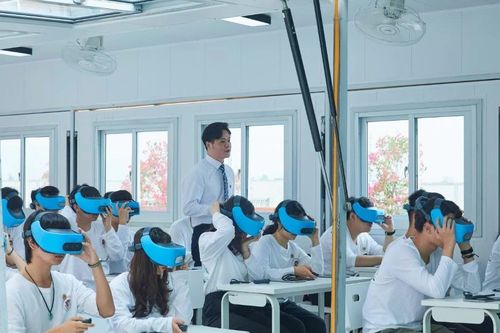 Giáo dục nghệ thuật truyền thống trước áp lực công nghệ